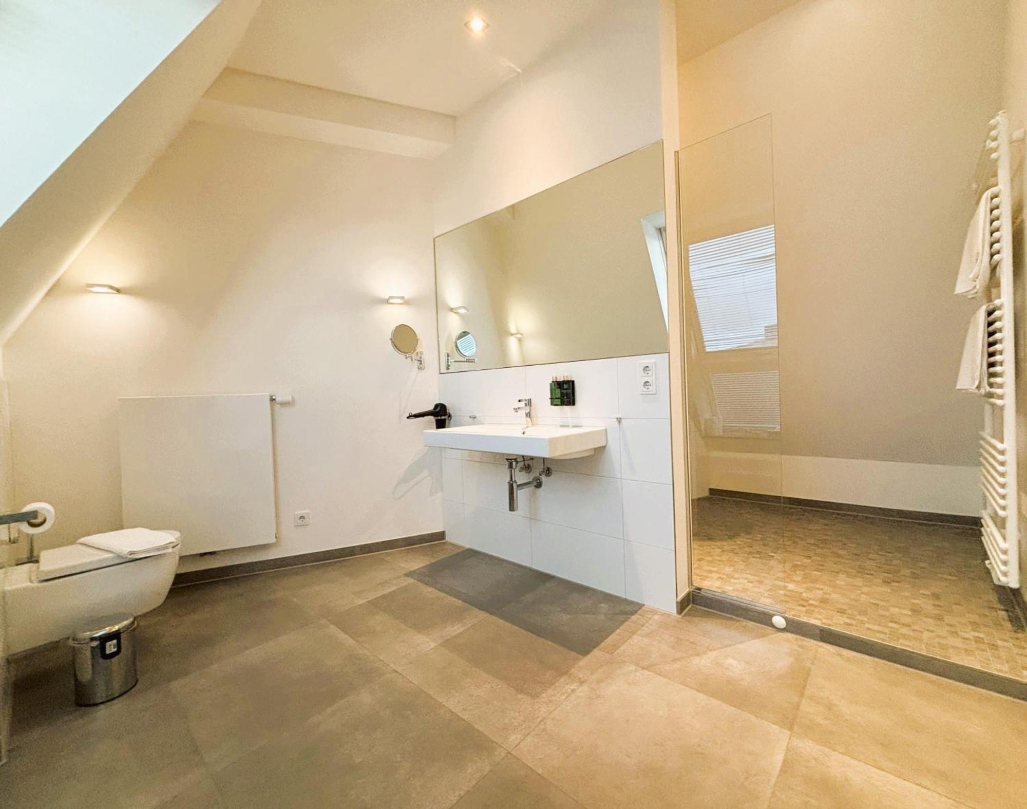 Hotel apartamentowy The Red 5*
